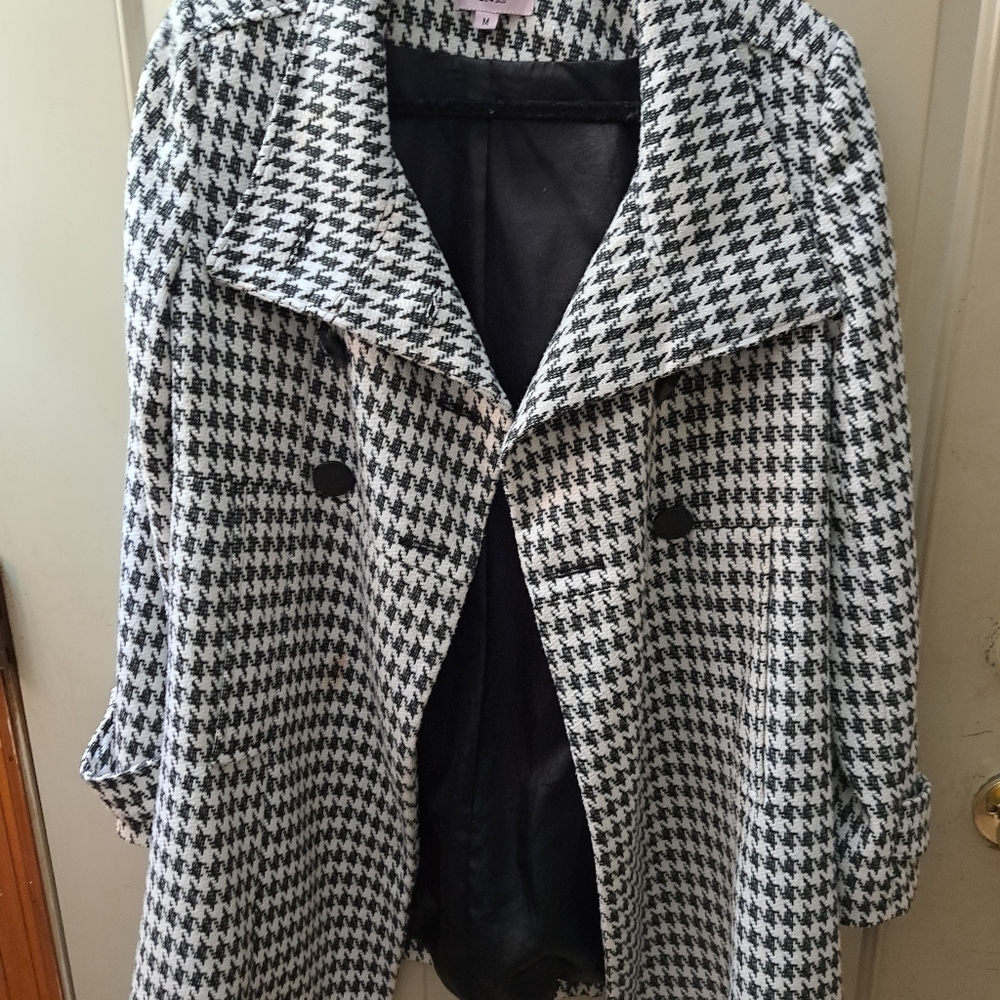 Sashimi Houndstooth Coat - Picture 7 of 7